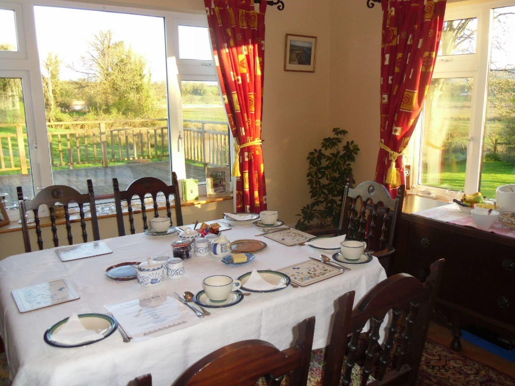 Lake Avenue House Ballyconnell  Buitenkant foto
